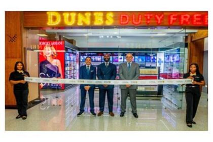 L-R: Commercial director Inter African Marketing (IAM), Johnny Lakhwani; L’Oreal Travel Retail Area Manager for Africa, Patrick Richmond Utomoibor; Director of operations Dunes Duty Free, Milad Zeitoun.