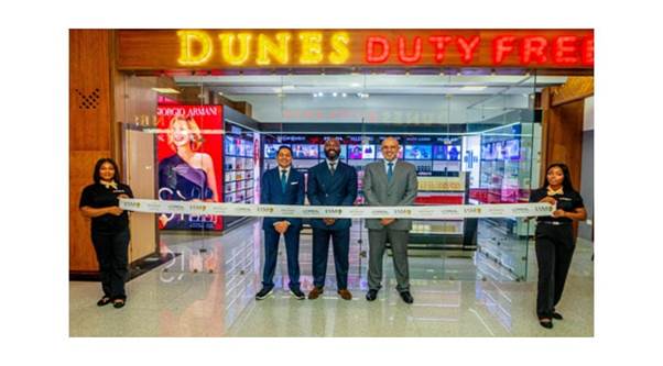 L-R: Commercial director Inter African Marketing (IAM), Johnny Lakhwani; L’Oreal Travel Retail Area Manager for Africa, Patrick Richmond Utomoibor; Director of operations Dunes Duty Free, Milad Zeitoun.